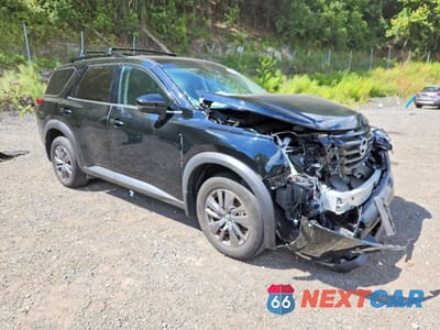 Czwarte zdjęcie samochodu z boku: 2024 NISSAN PATHFINDER SV VIN:5N1DR3BC5RC224842 - miniatura