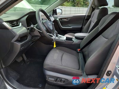 Zdjęcie 7 z 13 samochodu: 2024 TOYOTA RAV4 HYBRID XLE VIN:JTMRWRFV9RD274512 - miniatura