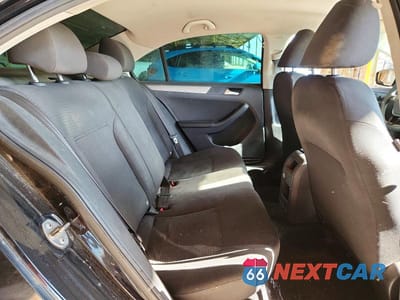 Zdjęcie 10 z 12 samochodu: 2015 VOLKSWAGEN JETTA SE VIN:3VWD17AJ5FM260962 - miniatura