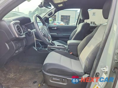 Zdjęcie 7 z 12 samochodu: 2023 TOYOTA TACOMA TRD SPORT VIN:3TMCZ5AN0PM558481 - miniatura