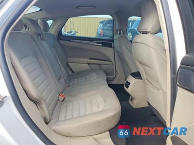 Zdjęcie 10 z 13 samochodu: 2019 FORD FUSION SE VIN:3FA6P0LU0KR201474 - miniatura