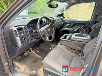 Piąte zdjęcie samochodu w środku: 2014 CHEVROLET SILVERADO K1500 LT VIN:1GCVKREH2EZ116340 - miniatura
