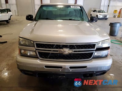 Piąte zdjęcie samochodu w środku: 2007 CHEVROLET SILVERADO K1500 CLASSIC CREW CAB VIN:2GCEK13Z271166034 - miniatura