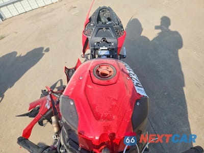 Piąte zdjęcie samochodu w środku: 2020 BMW S 1000 RR VIN:WB10E2303LZJ28383 - miniatura