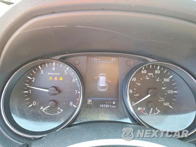 Zdjęcie 9 z 13 samochodu: 2018 NISSAN ROUGE VIN:5N1AT2MV0JC773799 - miniatura
