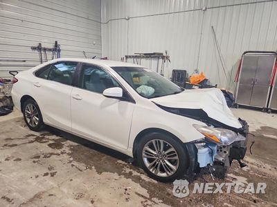 Czwarte zdjęcie samochodu z boku: 2017 TOYOTA CAMRY SE VIN:4T1BF1FK6HU711448 - miniatura