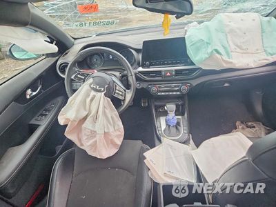 Zdjęcie 8 z 12 samochodu: 2023 KIA FORTE GT LINE VIN:3KPF54AD8PE642830 - miniatura