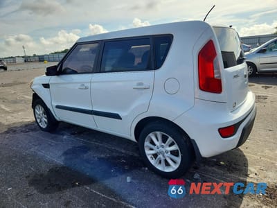Drugie zdjęcie samochodu z przodu: 2013 KIA SOUL + VIN:KNDJT2A64D7776980 - miniatura