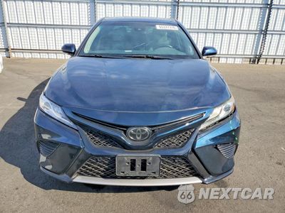 Piąte zdjęcie samochodu w środku: 2018 TOYOTA CAMRY XSE VIN:4T1B61HK6JU591573 - miniatura