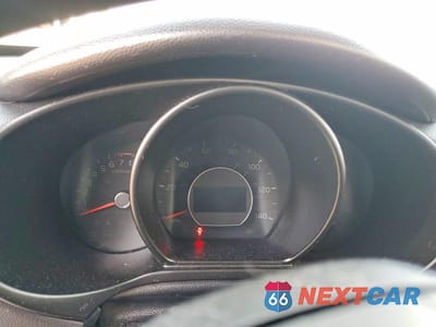 Zdjęcie 9 z 12 samochodu: 2018 KIA SOUL BASE VIN:KNDJN2A25J7577990 - miniatura