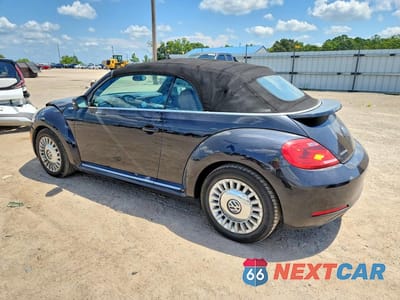 Drugie zdjęcie samochodu z przodu: 2015 VOLKSWAGEN BEETLE 1.8T VIN:3VW517AT6FM808361 - miniatura