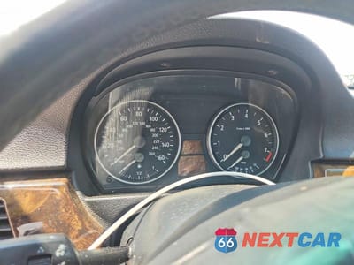 Zdjęcie 9 z 12 samochodu: 2006 BMW 325 I VIN:WBAVB13556KX42076 - miniatura