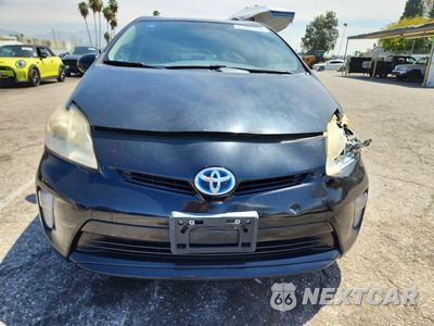 Piąte zdjęcie samochodu w środku: 2013 TOYOTA PRIUS TWO VIN:JTDKN3DU6D0350232 - miniatura