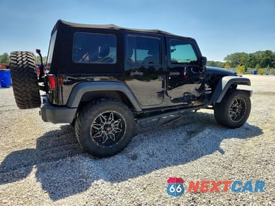 Trzecie zdjęcie samochodu z tyłu: 2018 JEEP WRANGLER UNLIMITED SPORT VIN:1C4BJWDG2JL898942 - miniatura