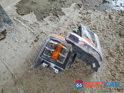 Zdjęcie 12 z 13 samochodu: 2023 FORD F150 SUPERCREW VIN:1FTFW1E57PFB31551 - miniatura