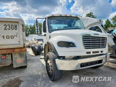 Czwarte zdjęcie samochodu z boku: 2024 FREIGHTLINER BUSINESS CLASS M2 FUEL / LUBE TRUCK VIN:1FVHCYFE8RHUW2093 - miniatura