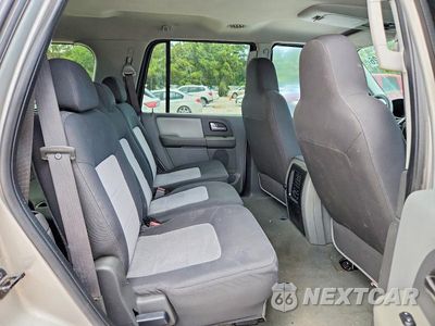 Zdjęcie 11 z 14 samochodu: 2004 FORD EXPEDITION XLT VIN:1FMRU15W94LB34682 - miniatura