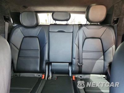Zdjęcie 10 z 13 samochodu: 2021 PORSCHE CAYENNE GTS VIN:WP1AG2AY8MDA33146 - miniatura