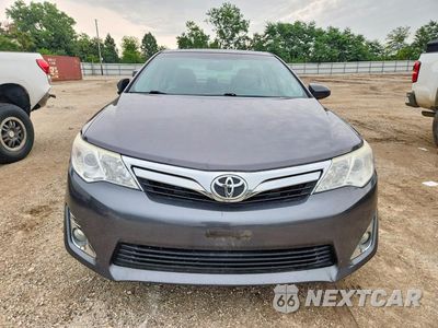 Piąte zdjęcie samochodu w środku: 2014 TOYOTA CAMRY XLE V6 VIN:4T1BK1FK9EU540976 - miniatura