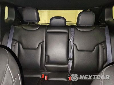 Zdjęcie 10 z 13 samochodu: 2024 JEEP COMPASS LATITUDE LUX VIN:3C4NJDFN5RT140056 - miniatura