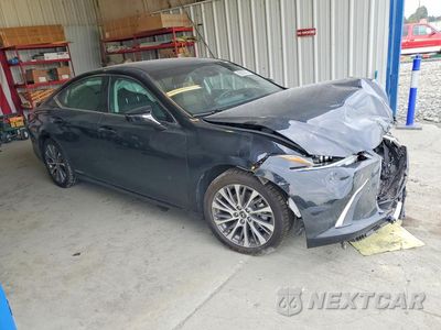 Czwarte zdjęcie samochodu z boku: 2021 LEXUS ES 300H VIN:58ADA1C11MU009074 - miniatura