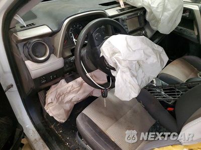 Zdjęcie 8 z 14 samochodu: 2015 TOYOTA RAV4 XLE VIN:2T3RFREV4FW287233 - miniatura