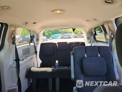 Zdjęcie 10 z 13 samochodu: 2011 DODGE GRAND CARAVAN EXPRESS VIN:2D4RN4DGXBR601905 - miniatura
