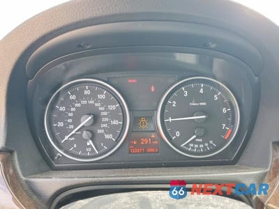 Zdjęcie 9 z 12 samochodu: 2011 BMW 328 XI SULEV VIN:WBAPK5C54BA810805 - miniatura