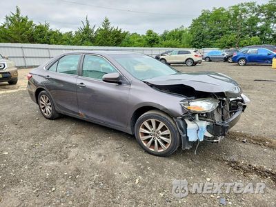 Czwarte zdjęcie samochodu z boku: 2015 TOYOTA CAMRY XLE VIN:4T1BF1FK6FU489703 - miniatura