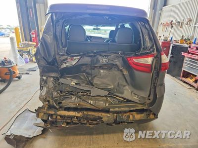 Zdjęcie 6 z 13 samochodu: 2017 TOYOTA SIENNA XLE PREMIUM 7-PASSENGER VIN:5TDDZ3DC1HS169272 - miniatura