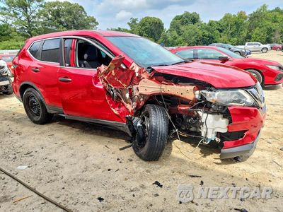 Czwarte zdjęcie samochodu z boku: 2017 NISSAN ROGUE S VIN:5N1AT2MT4HC872599 - miniatura