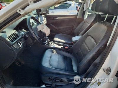 Zdjęcie 7 z 12 samochodu: 2015 VOLKSWAGEN PASSAT S VIN:1VWAT7A39FC099466 - miniatura