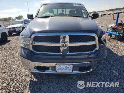 Piąte zdjęcie samochodu w środku: 2017 RAM 1500 SLT VIN:1C6RR7GT6HS677616 - miniatura