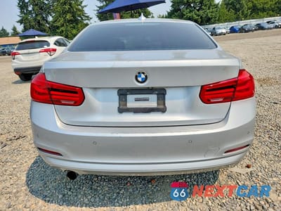 Zdjęcie 6 z 12 samochodu: 2018 BMW 320 XI VIN:WBA8E5G56JNV01754 - miniatura