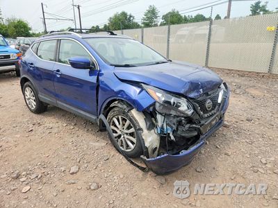 Czwarte zdjęcie samochodu z boku: 2020 NISSAN ROGUE SPORT SV VIN:JN1BJ1CW8LW361007 - miniatura