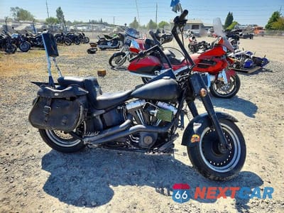 2010 HARLEY-DAVIDSON FLSTFB 1HD1JN512AB011019 - główne zdjęcie licytacji z USA - miniatura