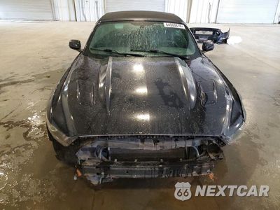 Piąte zdjęcie samochodu w środku: 2017 FORD MUSTANG GT VIN:1FATP8FF9H5248061 - miniatura