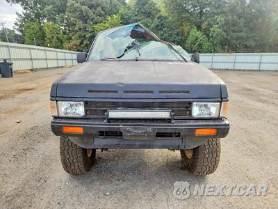 Piąte zdjęcie samochodu w środku: 1989 NISSAN TRUCK BASE VIN:1N6ND11Y7KC349112 - miniatura