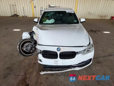 Piąte zdjęcie samochodu w środku: 2018 BMW 330 I VIN:WBA8B9G52JNU98173 - miniatura