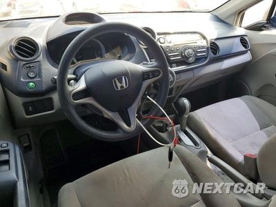 Zdjęcie 8 z 12 samochodu: 2010 HONDA INSIGHT EX VIN:JHMZE2H75AS007620 - miniatura