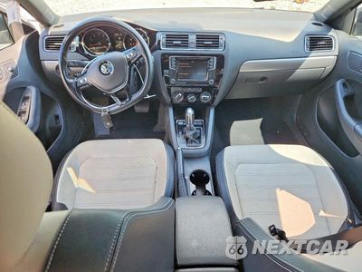 Zdjęcie 8 z 12 samochodu: 2017 VOLKSWAGEN JETTA SPORT VIN:3VWD17AJ5HM299277 - miniatura
