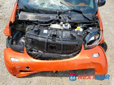 Zdjęcie 11 z 13 samochodu: 2016 SMART EQ FORTWO VIN:WMEFJ5DA5GK055745 - miniatura