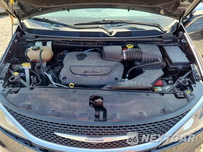 Zdjęcie 12 z 13 samochodu: 2020 CHRYSLER PACIFICA LIMITED VIN:2C4RC1GGXLR197406 - miniatura