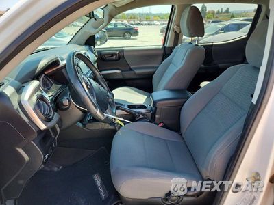 Zdjęcie 7 z 12 samochodu: 2017 TOYOTA TACOMA SR5 VIN:5TFAX5GN2HX093721 - miniatura