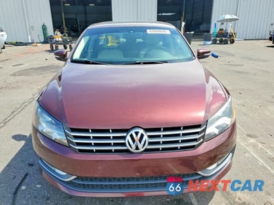 Piąte zdjęcie samochodu w środku: 2014 VOLKSWAGEN PASSAT SEL VIN:1VWCN7A36EC050968 - miniatura