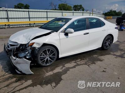 2024 TOYOTA CAMRY SE 4T1G11BK1RU112954 - główne zdjęcie licytacji z USA - miniatura