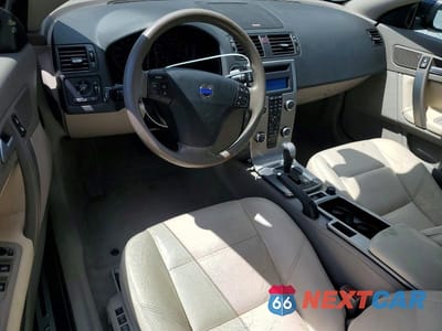 Zdjęcie 8 z 12 samochodu: 2009 VOLVO C70 T5 VIN:YV1MC67259J075913 - miniatura
