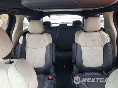 Zdjęcie 10 z 13 samochodu: 2026 TOYOTA SIENNA LIMITED 7-PASSENGER VIN:5TDZSKFC3TS249862 - miniatura