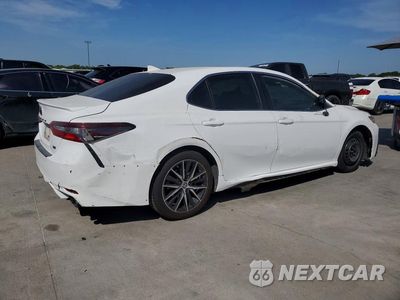 Trzecie zdjęcie samochodu z tyłu: 2022 TOYOTA CAMRY SE VIN:4T1G11AK9NU656355 - miniatura