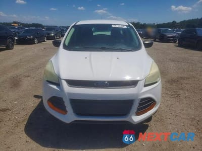 Piąte zdjęcie samochodu w środku: 2014 FORD ESCAPE S VIN:1FMCU0F70EUC76728 - miniatura